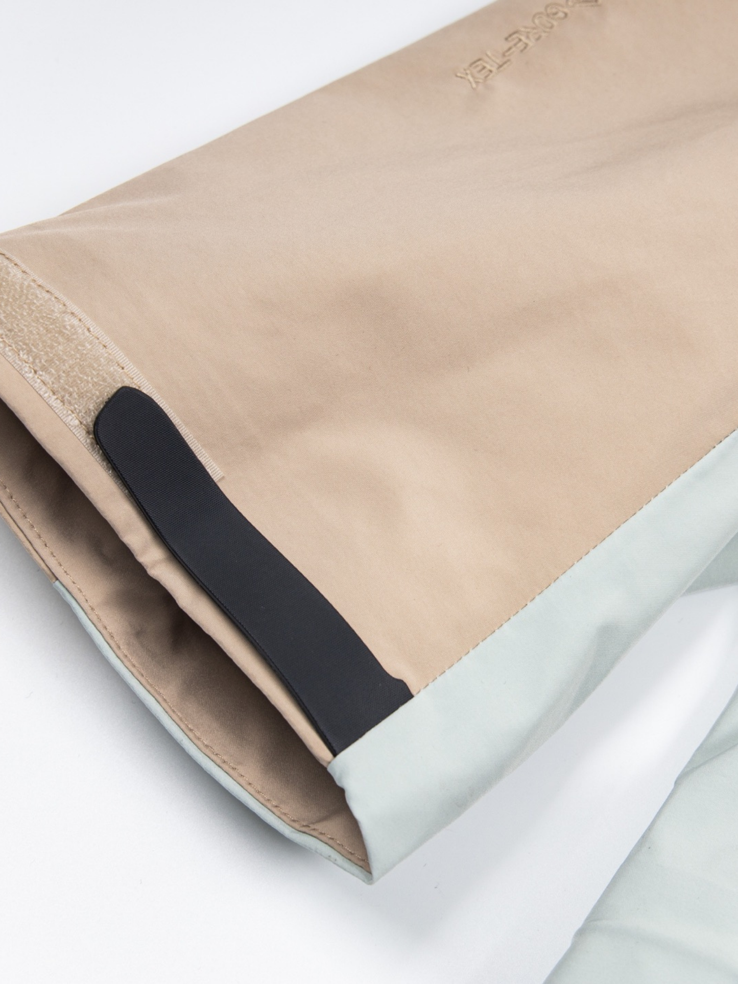 Casaca Impermeable B LW Arcterx Unisex